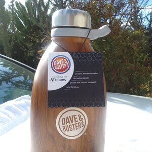 Well-done Dave&Buster stainless steel/large 80-oz/12-hour-cold cooler, brand new